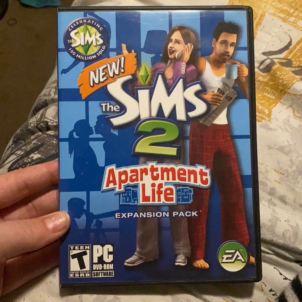 Sims 2 Apartment life